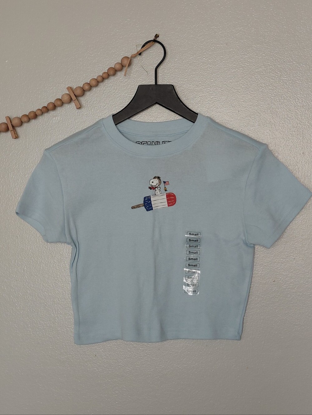 Peanuts Snoopy Popsicle Americana Character Crop Baby Blue T Shirt NWT Small